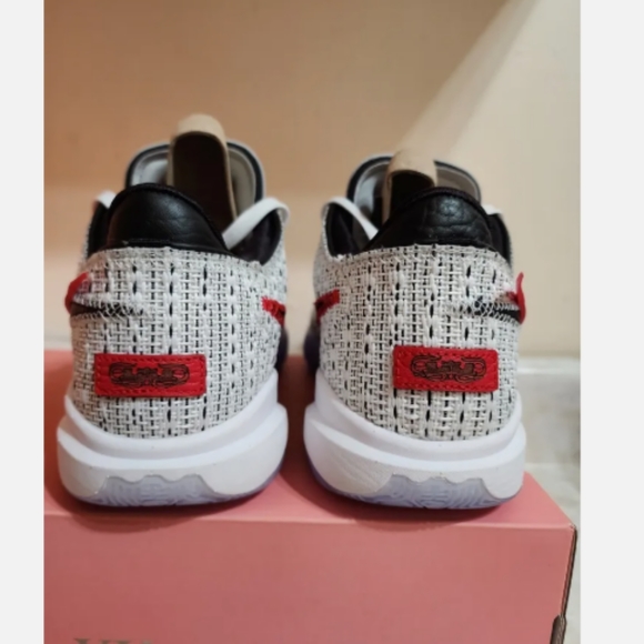 Nike Lebron XX 20 The Debut Basketball Shoes Mens Size 18 DJ5423-100 White Red